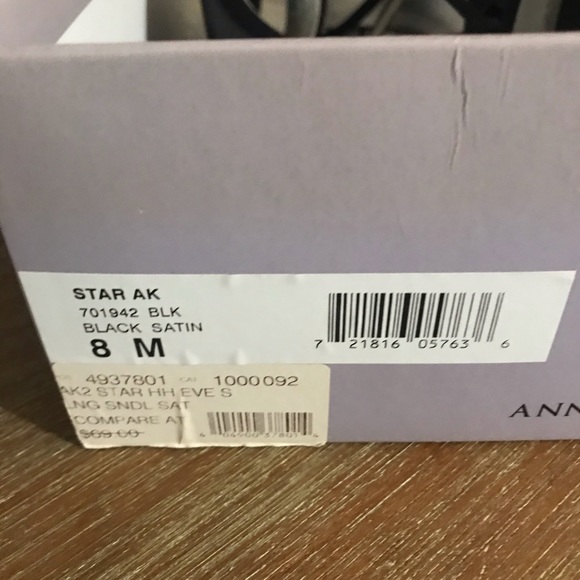 Black heels - Picture 3 of 3